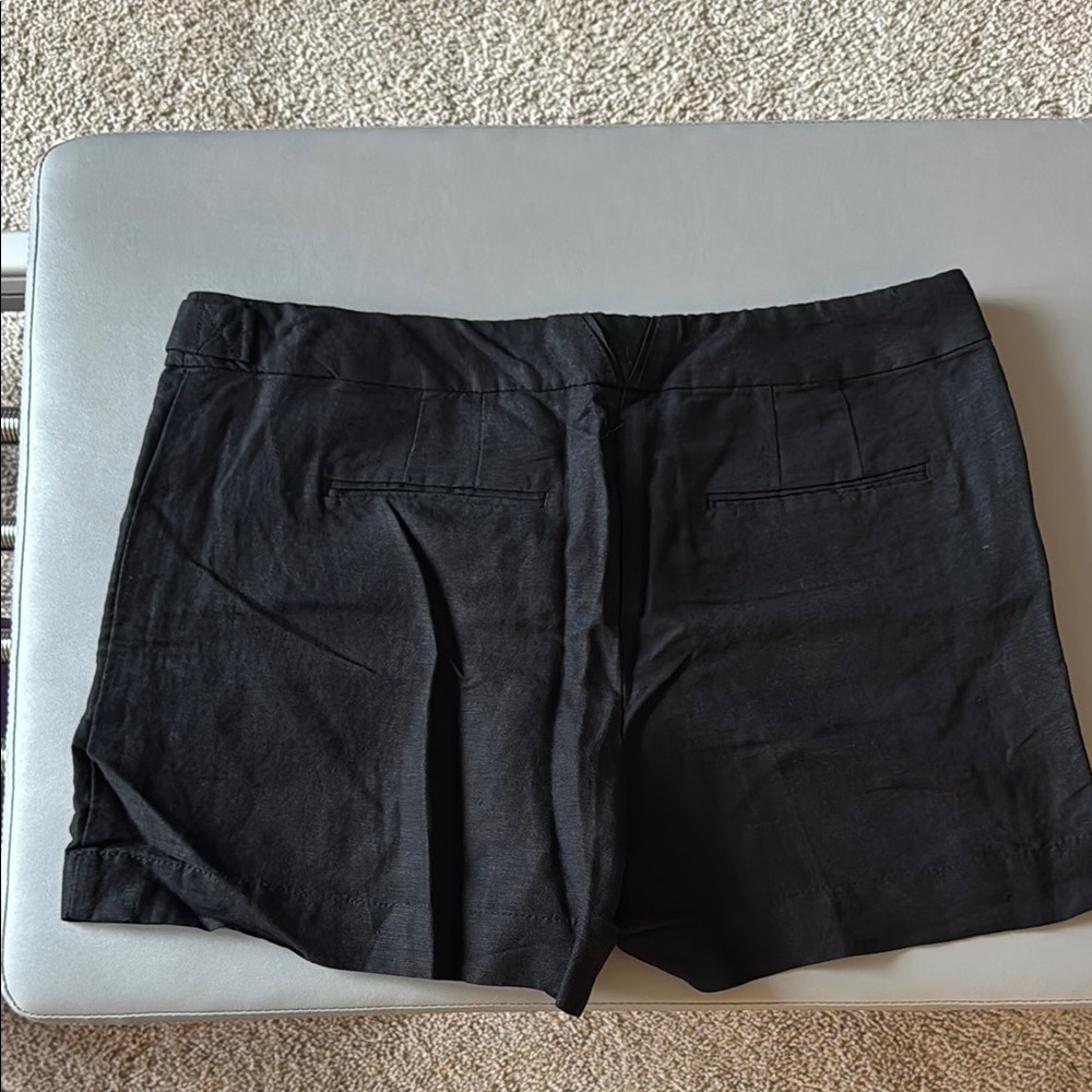 White House Black Market Elegant 4” Linen Black Shorts - Picture 6 of 7